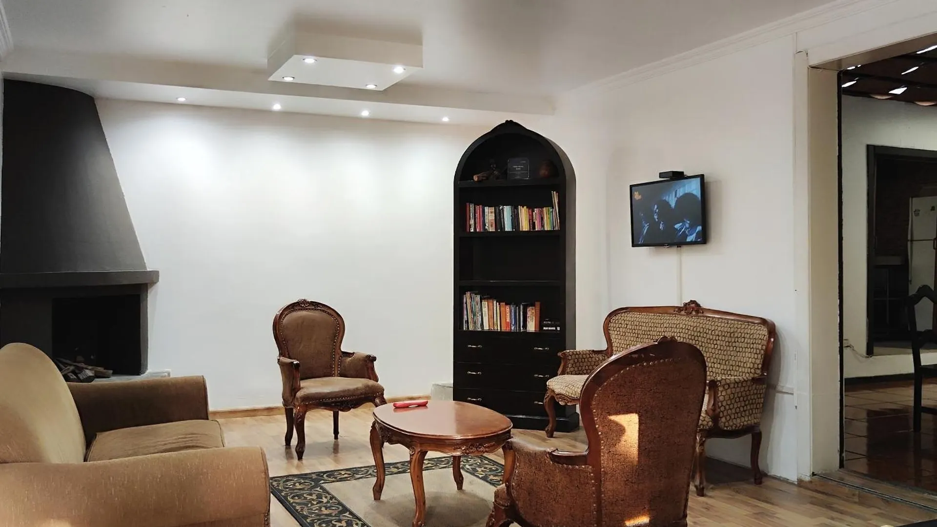 Hotel Muros Quito