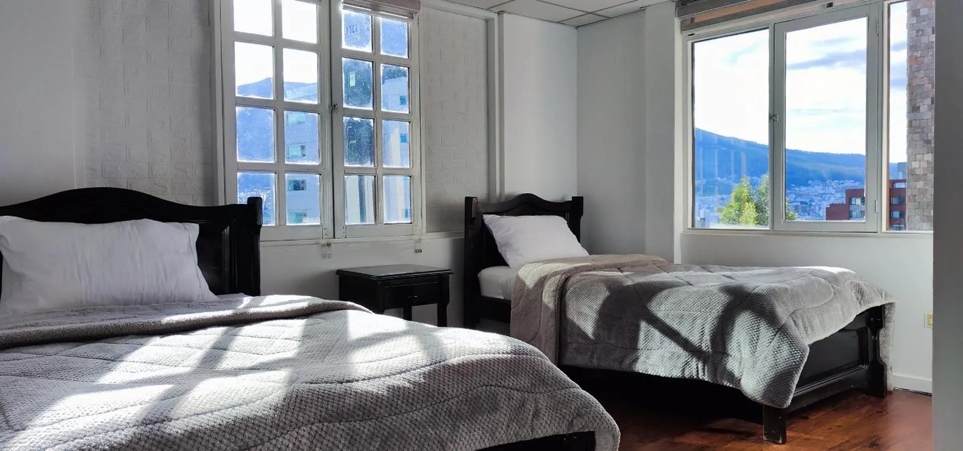 Hotel Muros Quito