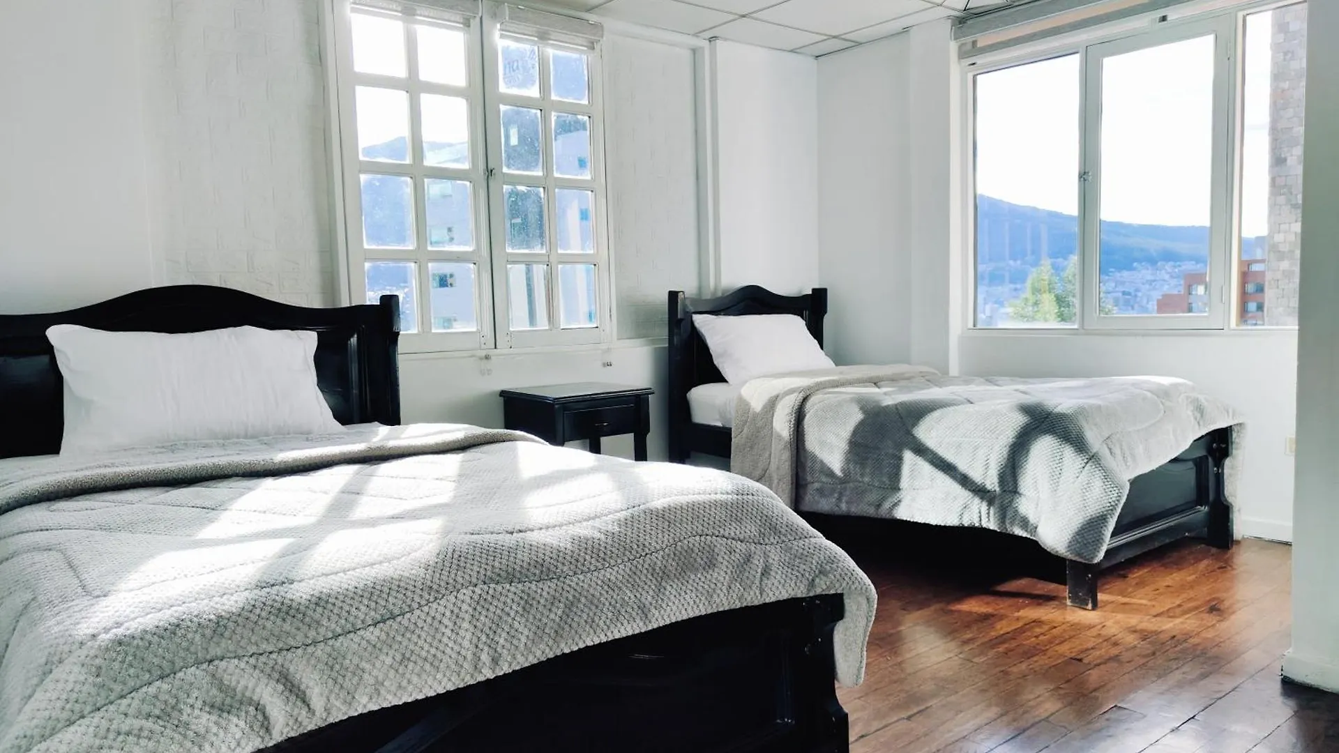 Hotel Muros Quito